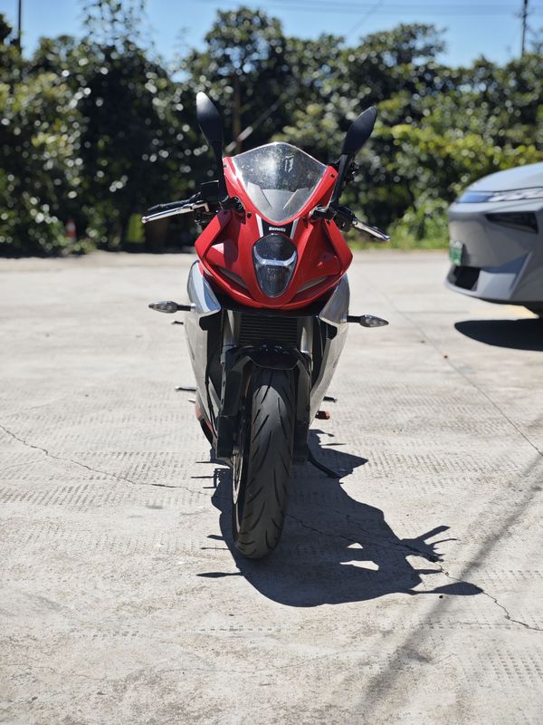二手贝纳利龙卷风 Tornado 252R