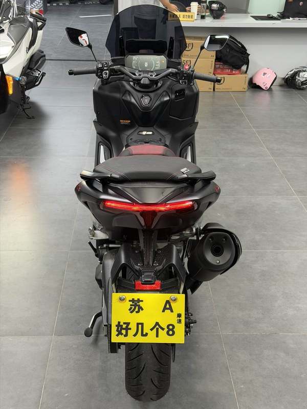 二手雅马哈TMAX