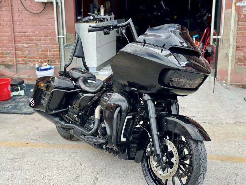 二手哈雷戴维森公路滑翔 Road Glide