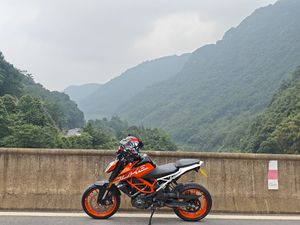 二手KTMR2R390 Duke