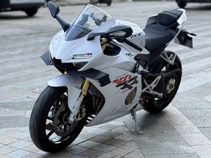 二手张雪机车500RR