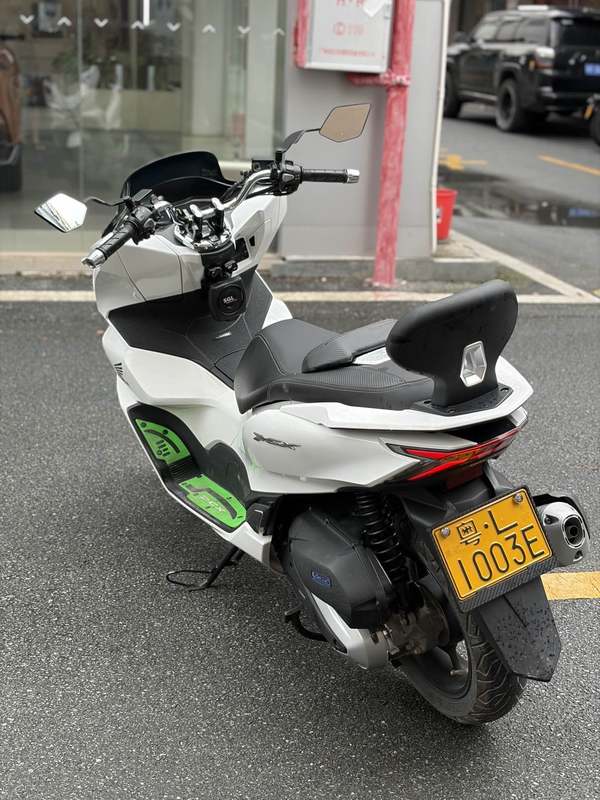 二手五羊本田PCX