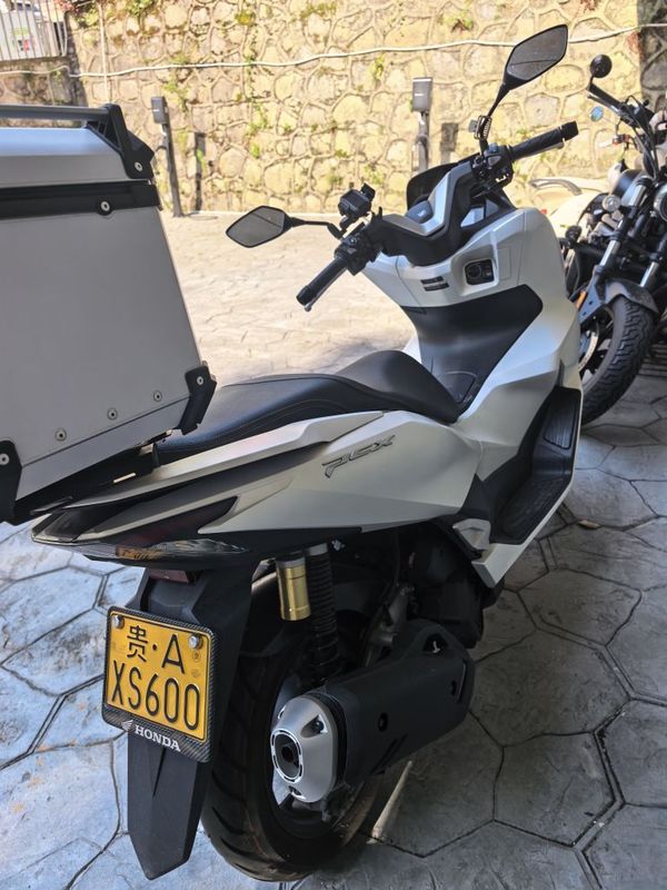 二手五羊本田PCX