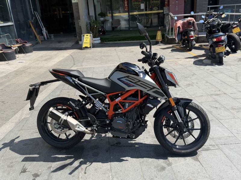 二手KTMR2R250 Duke