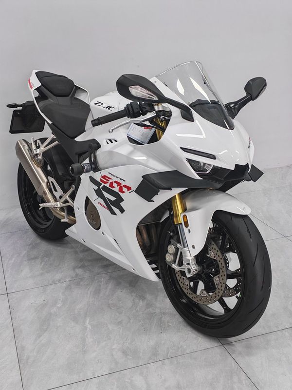 二手张雪机车500RR