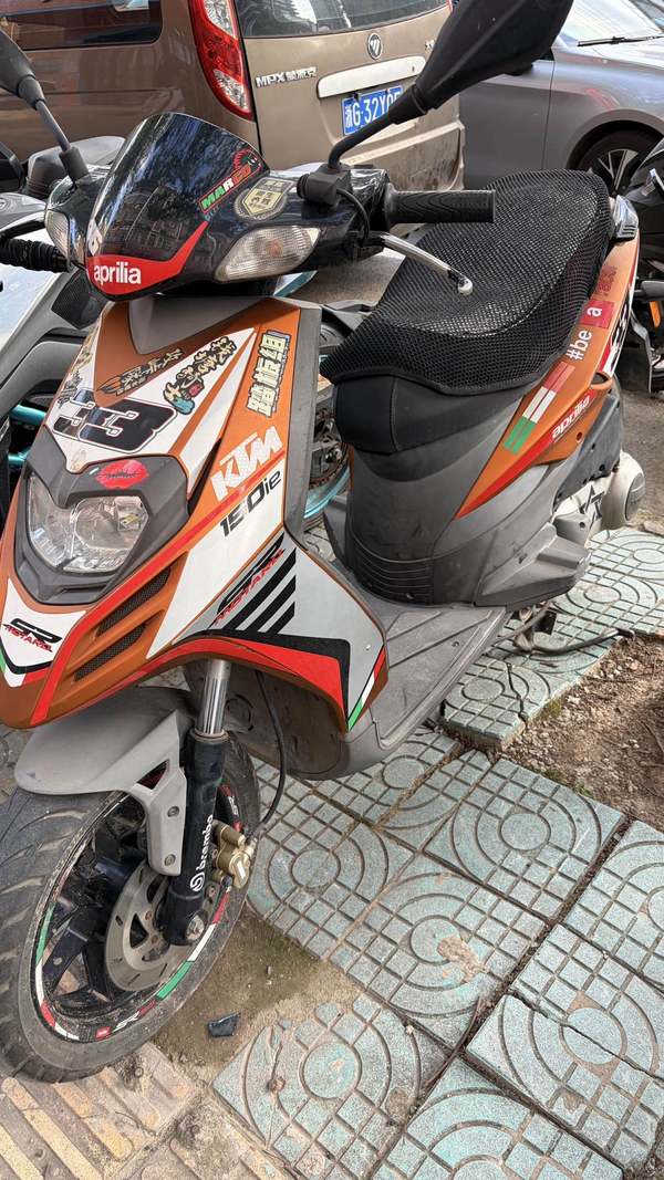 二手宗申比亚乔BYQ150T-5F