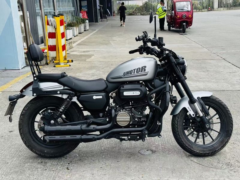 二手QJMOTOR闪250