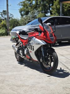 二手贝纳利龙卷风 Tornado 252R
