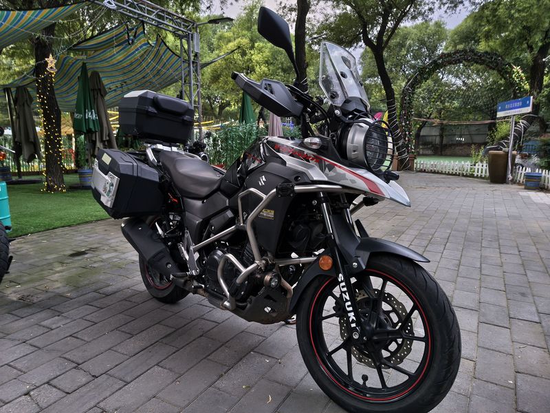 二手豪爵铃木DL250