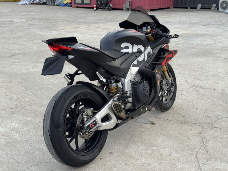 二手阿普利亚RSV4