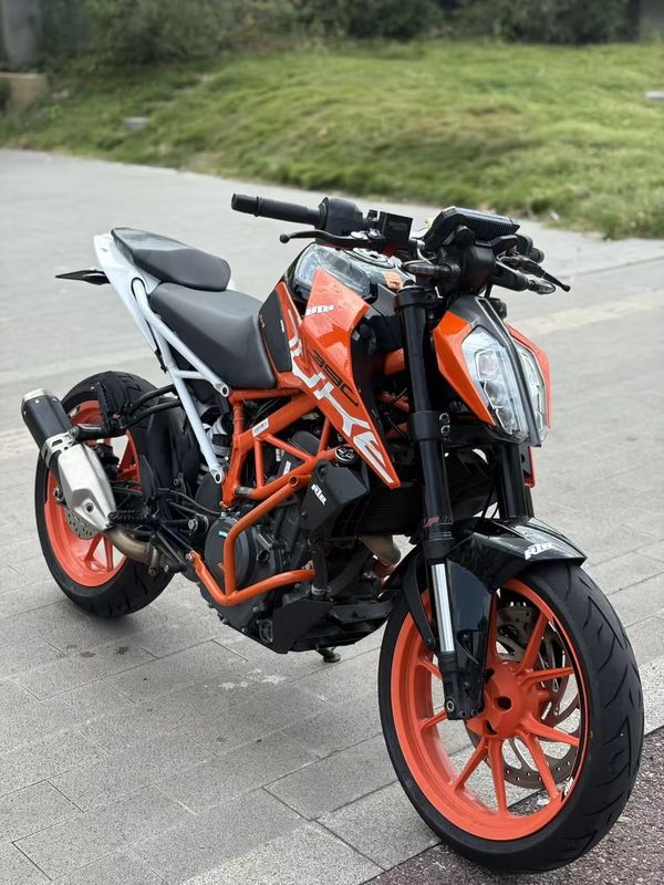 二手KTMR2R390 Duke