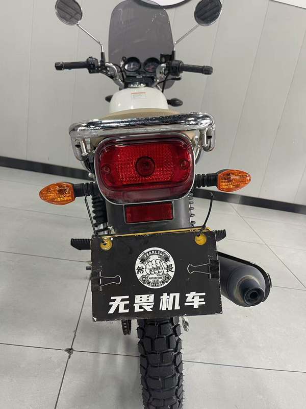 二手济南铃木酷飚150