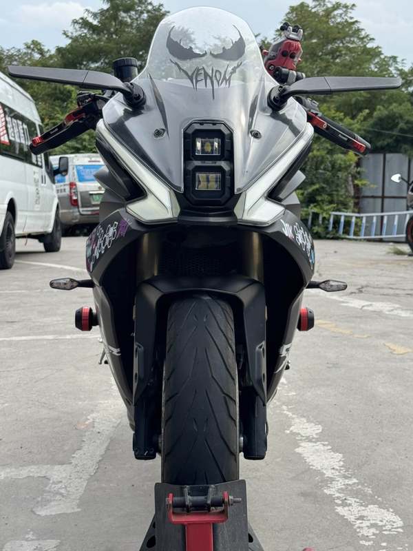 二手贝纳利龙卷风 Tornado 552R