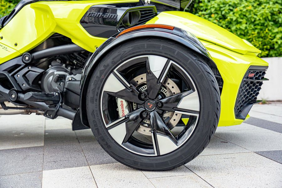 二手庞巴迪Spyder F3 