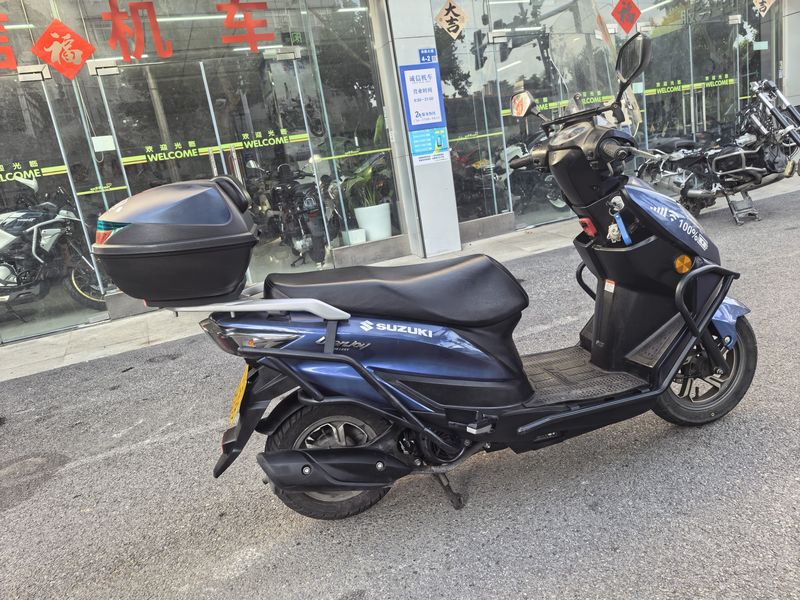 二手济南铃木优驿 UE125T