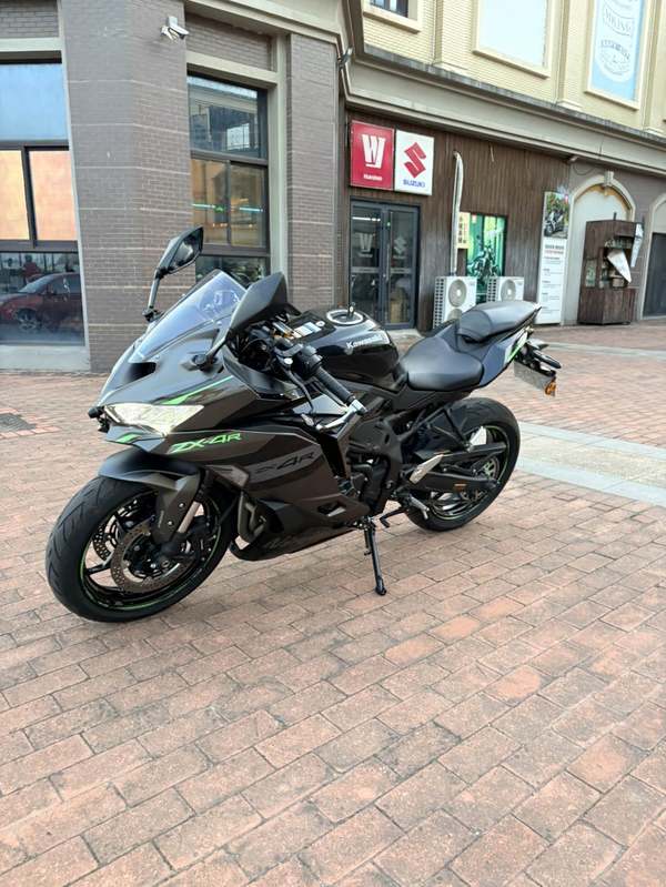 二手川崎ZX-4R