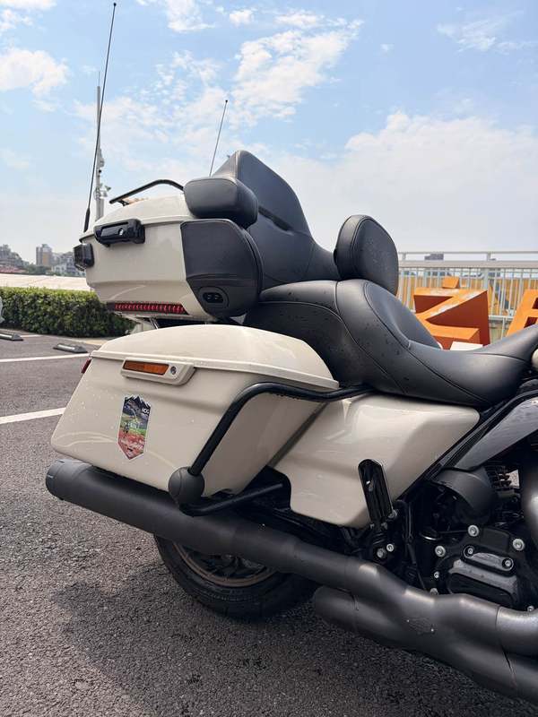 二手哈雷戴维森公路滑翔 Road Glide