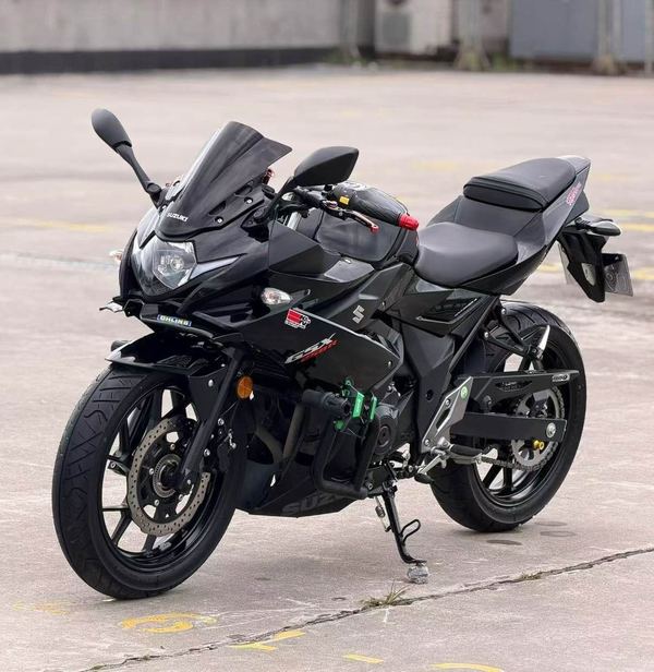 二手豪爵铃木GSX250R