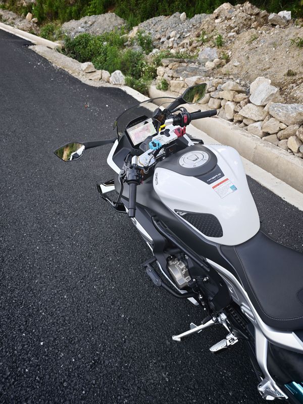 二手春风750SR-S