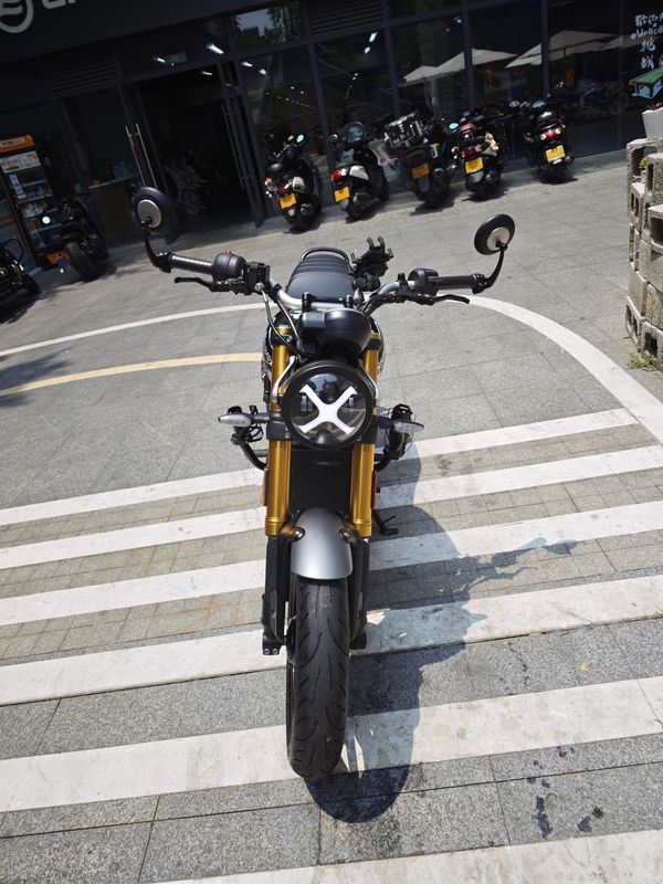 二手凯旋Speed 400