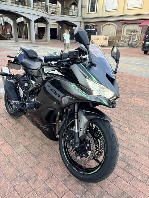 二手川崎ZX-4R