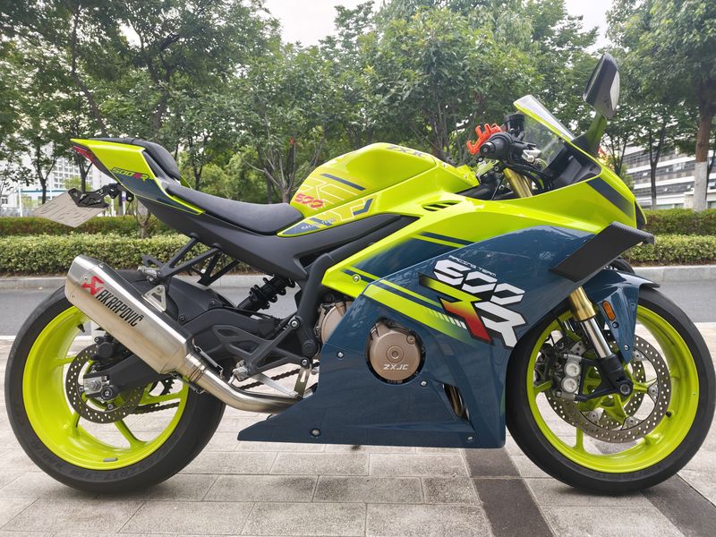 二手张雪机车500RR