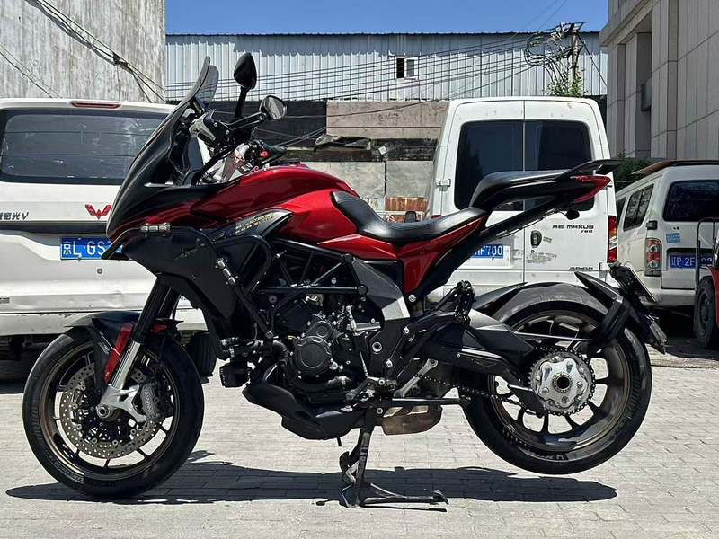 二手奥古斯塔Turismo Veloce 800