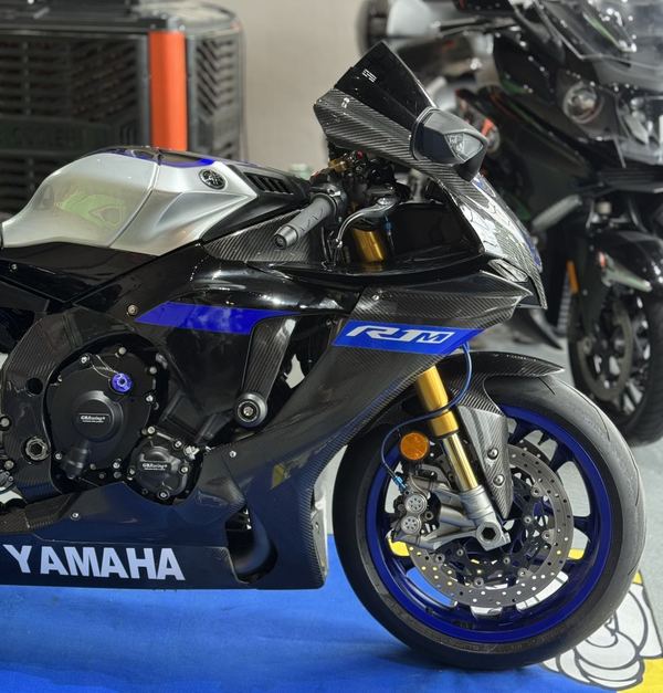 二手雅马哈YZF-R1