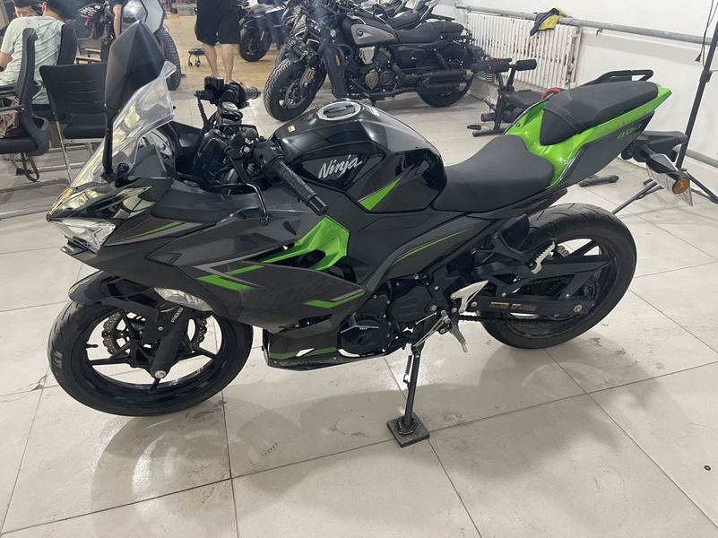 二手川崎Ninja 400