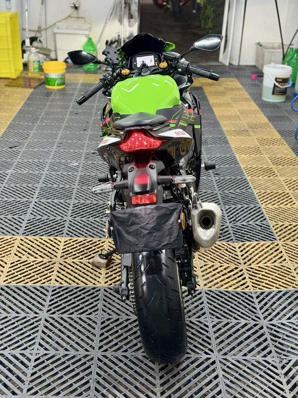 二手川崎ZX-4R