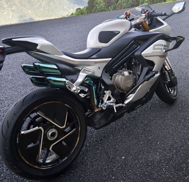 二手春风750SR-S