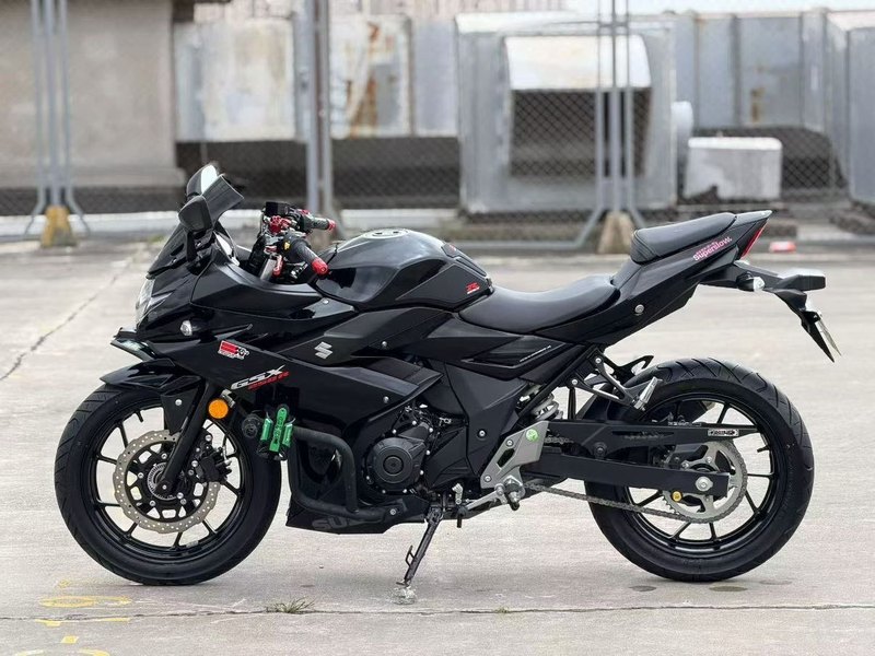 二手豪爵铃木GSX250R