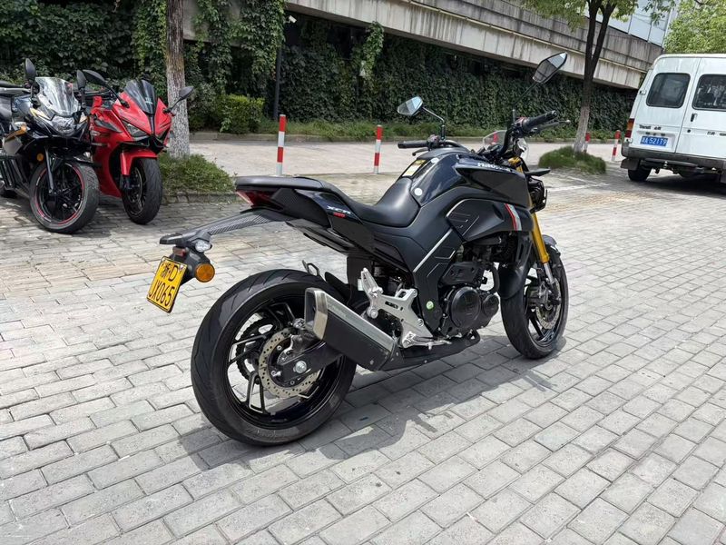 二手豪爵XCR300