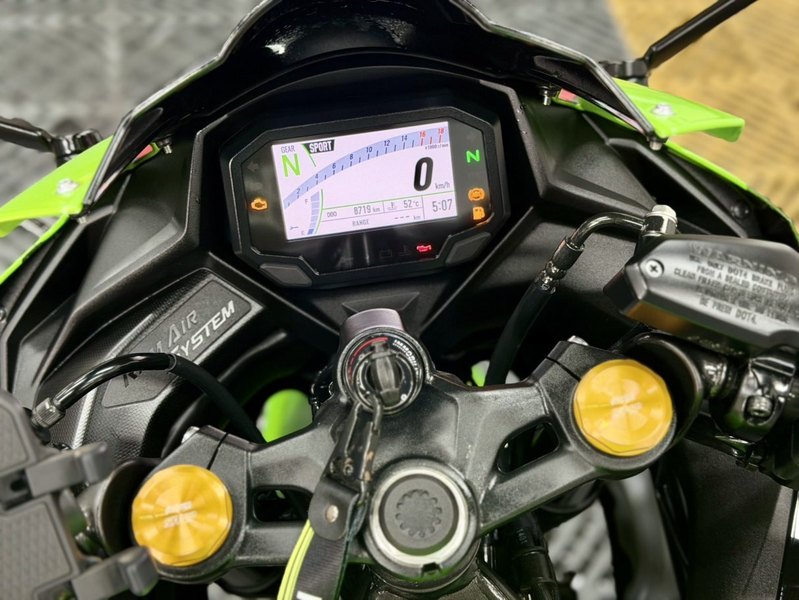 二手川崎ZX-4R