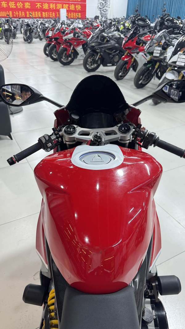 二手杜卡迪Panigale V2