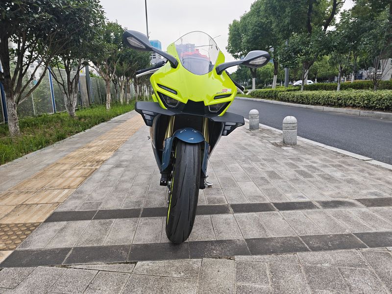二手张雪机车500RR