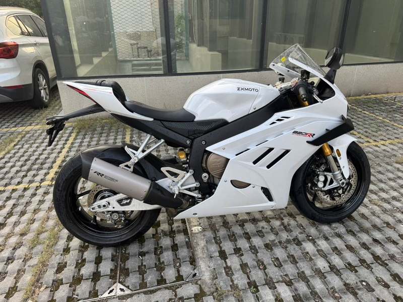 二手张雪机车820RR