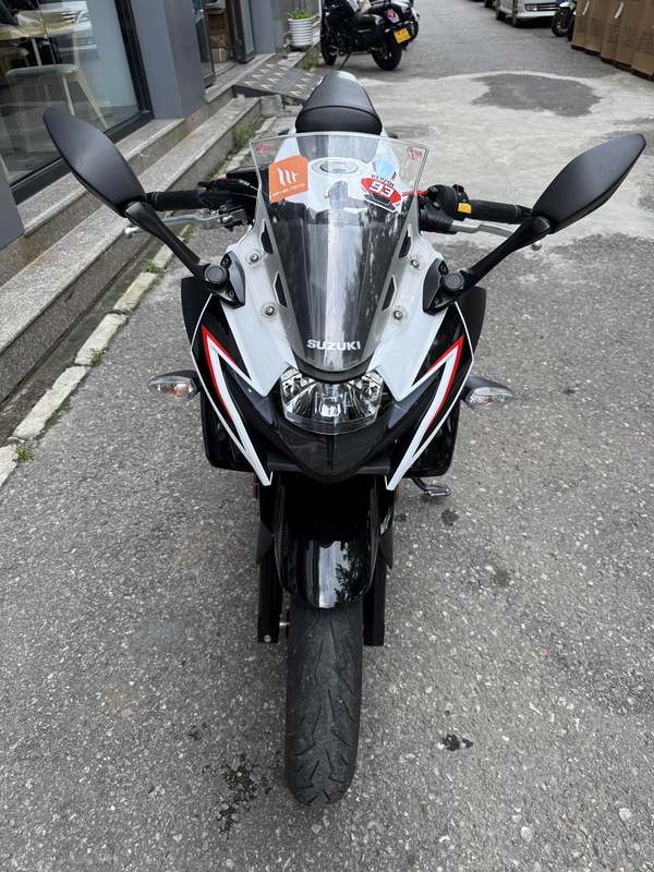 二手豪爵铃木GSX250R