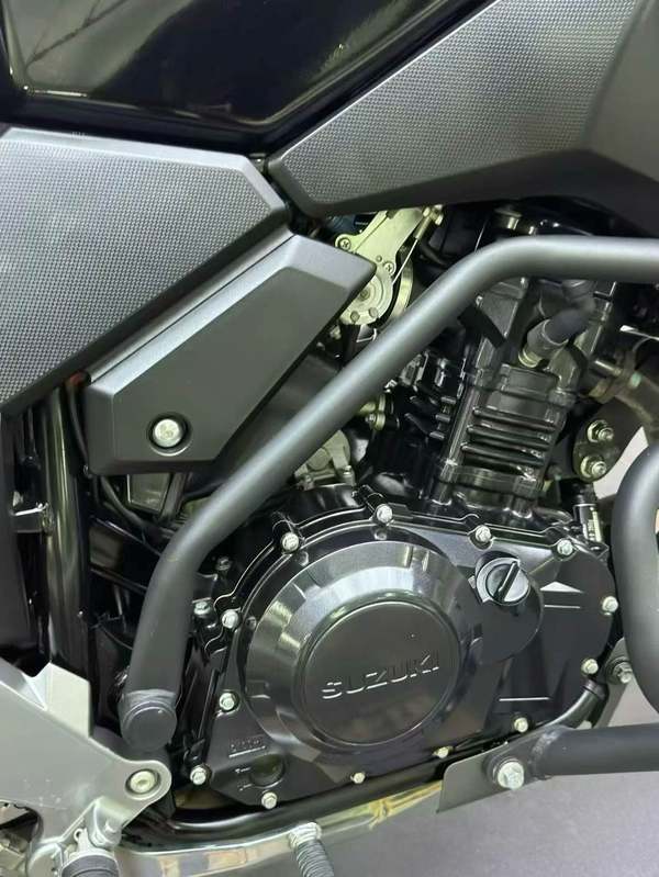 二手豪爵铃木DL250