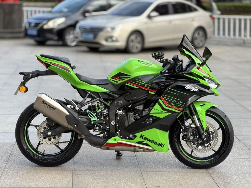 二手川崎ZX-4R