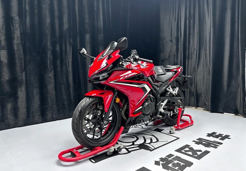二手本田CBR400R(海外)