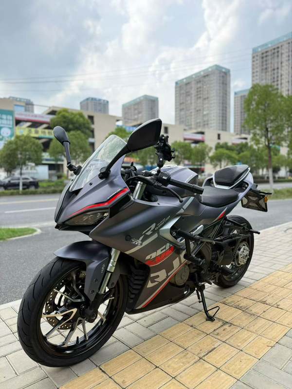 二手QJMOTOR赛250