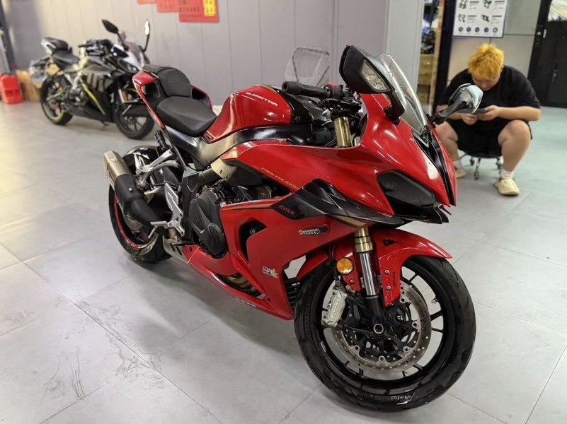 二手QJMOTOR赛800