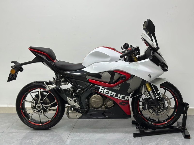 二手QJMOTOR赛250