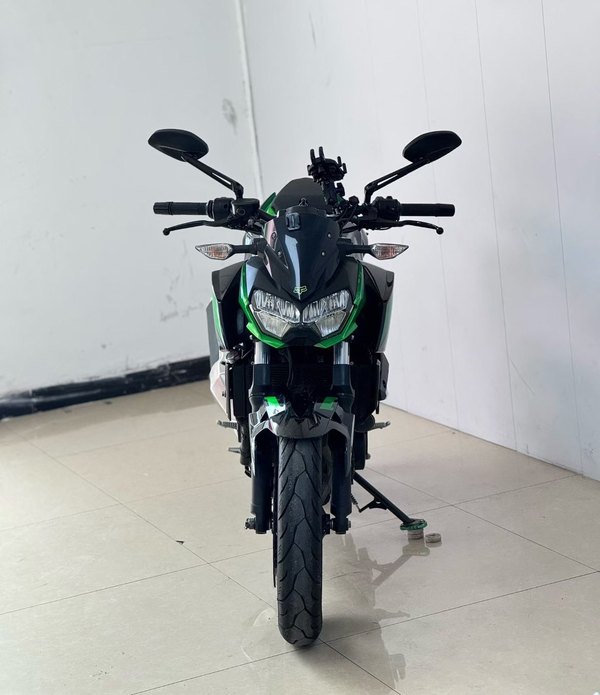 二手川崎Z400
