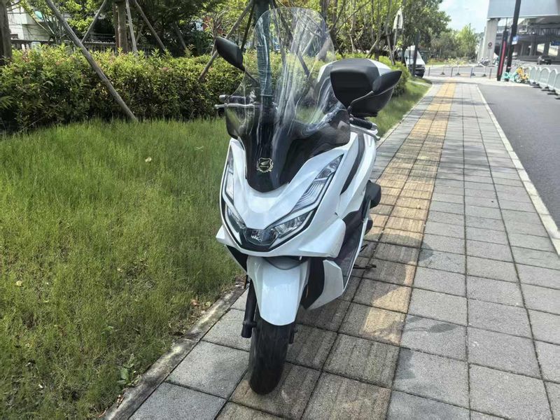 二手五羊本田PCX