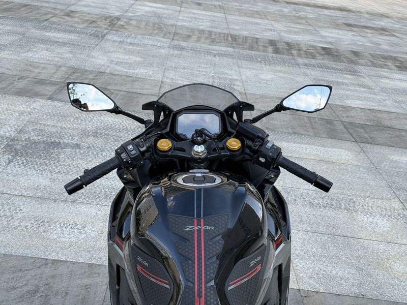 二手川崎ZX-4R