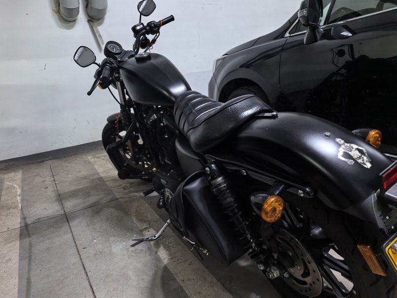 二手哈雷戴维森Iron883 硬汉