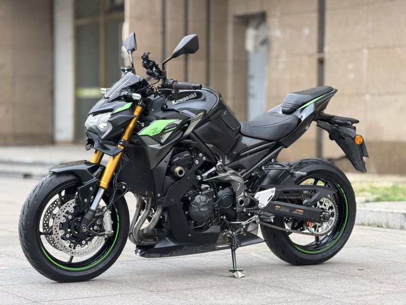 二手川崎Z900