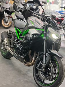 二手川崎Z900